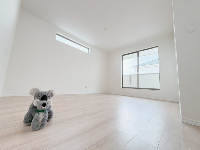 【洋室】 | 渋川市石原　新築住宅 | 「どんな家具を置こうかな」とワクワクする。好みのこだわりのお部屋にしてじぶんだけの部屋でゆったりと寛げます。