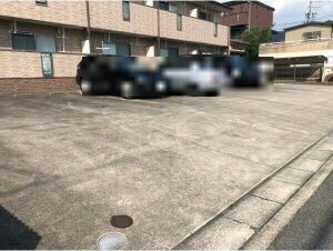 ソレールヤマグチの駐車場