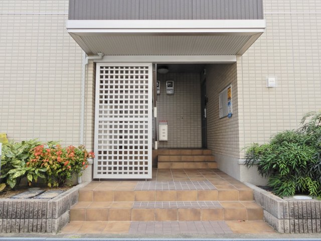 セジュールマルシェのエントランス