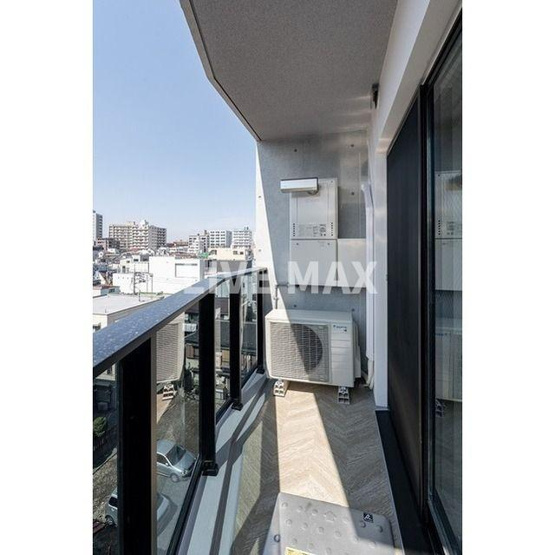 【バルコニー】プラネソシエプラス旗の台