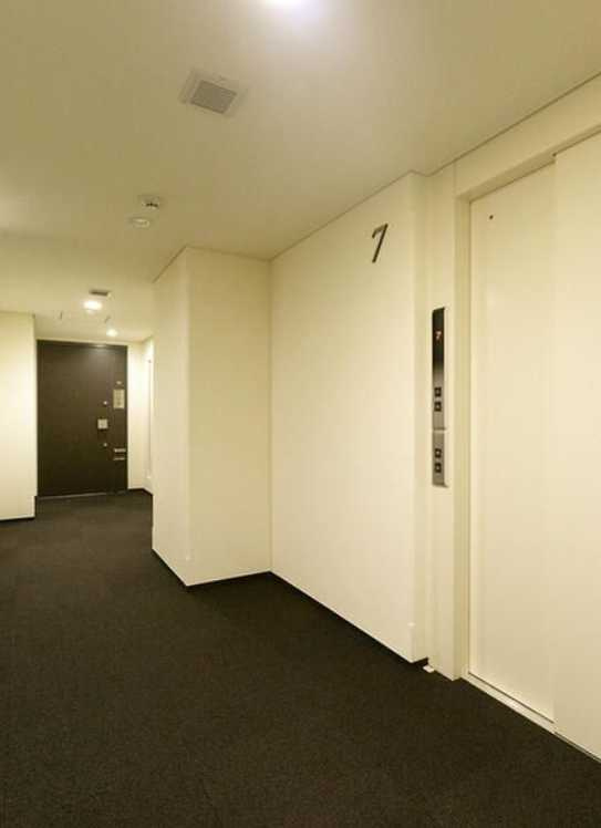 パークハウス三軒茶屋クロスコート　ネット無料　高層階　ペット相談のロビー