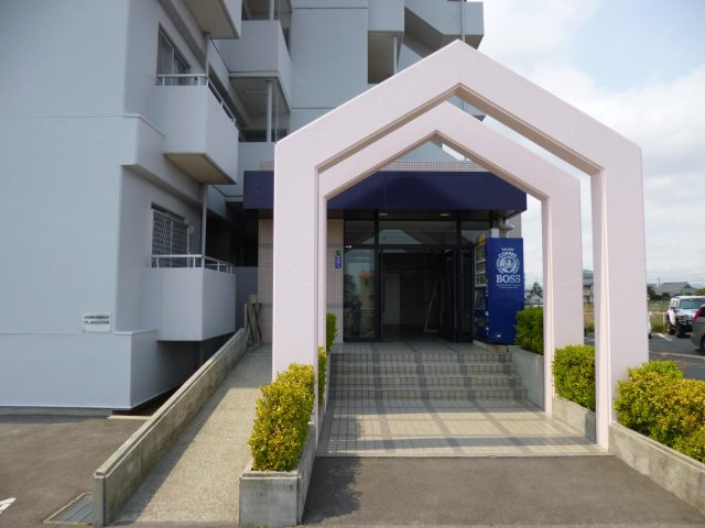 【エントランス】プレタメゾン川内