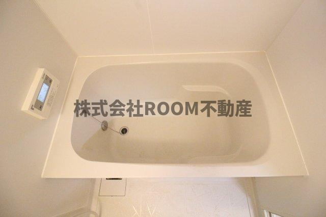 フリューゲル年見の浴室|落ち着いた空間のお風呂です