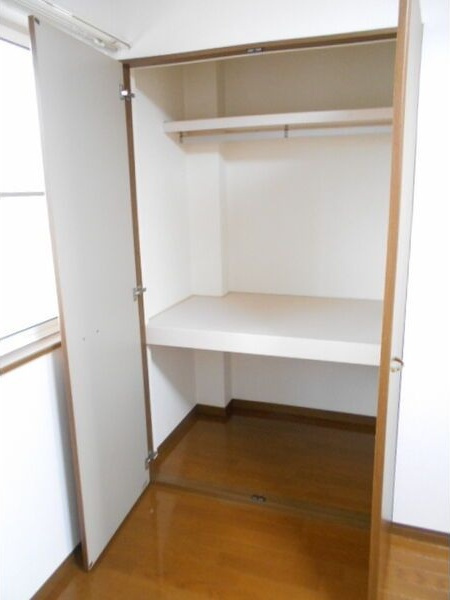 クラージュ G館の収納