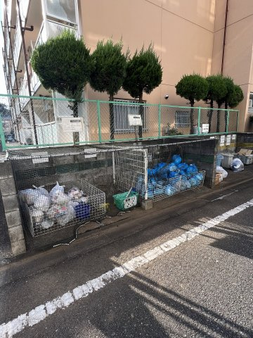 ☆管理された敷地内ごみ捨て場あります！☆