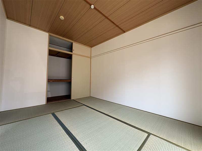 コーポ藤池の和室