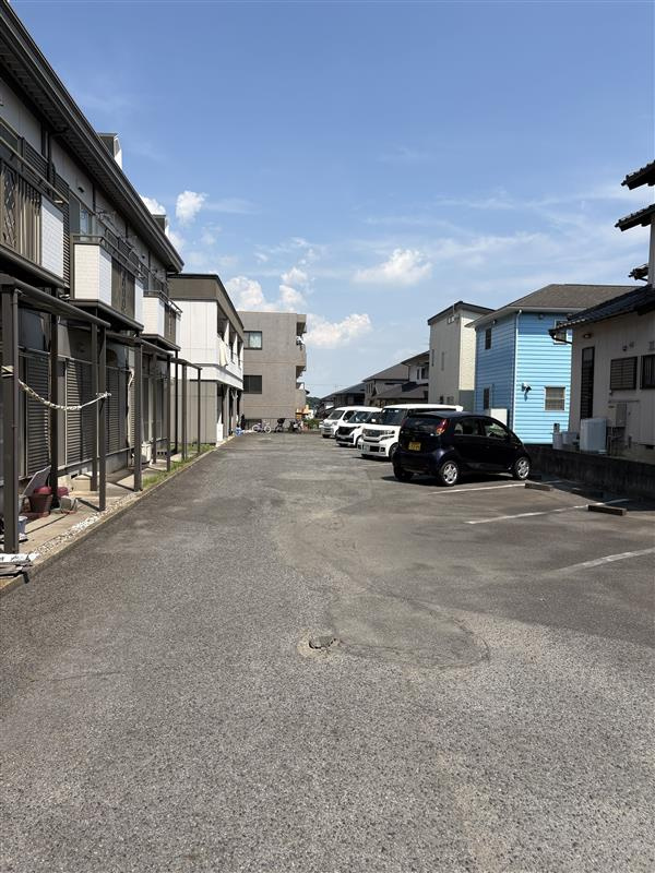 コーポ藤池の駐車場