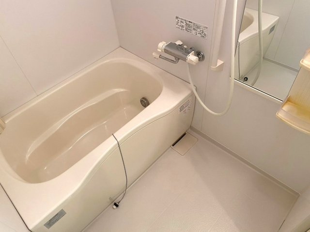 カーサビアンカの浴室|★浴室乾燥機付きです★