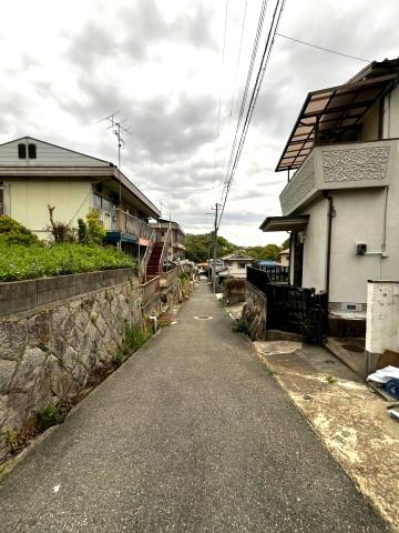高東町1丁目の前面道路含む現地写真