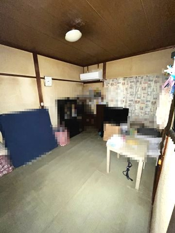 高東町1丁目の洋室