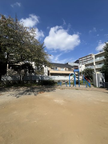 鈴木ハイツの周辺