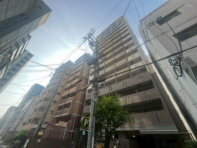 レジティア京町堀の外観