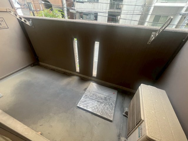 レジティア京町堀のバルコニー
