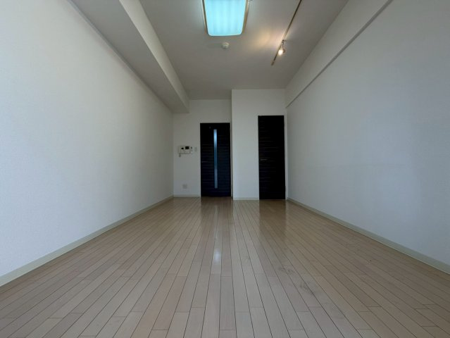 レジティア京町堀の洋室