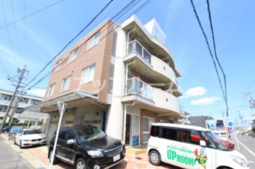 春日井市知多町４丁目の賃貸マンションの外観
