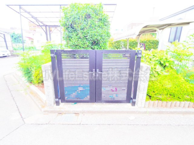 ガーデンヒルズ　AB