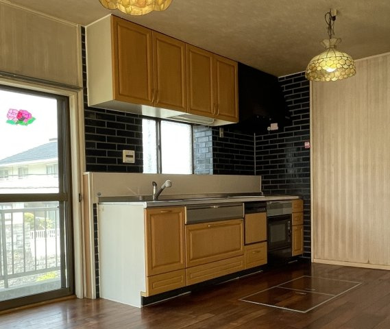 美鈴が丘東1丁目　戸建のキッチン|ＩＨや食洗乾燥機など、使い勝手のよいキッチンへと交換履歴があり程度良好です！