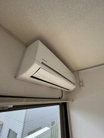 洋室６帖にはエアコン付きです♪