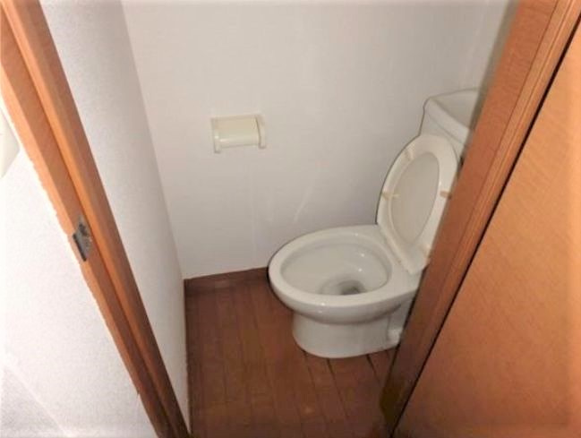 シエスタ大久保B棟のトイレ|ゆったりとした空間のトイレです