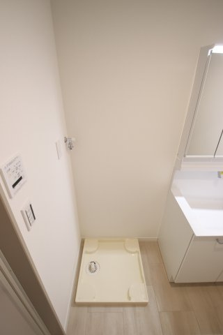 【設備】 | ブリーズテラス本町 | 室内洗濯機置場