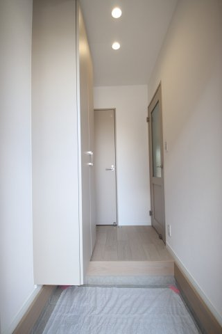 【玄関】 | ブリーズテラス本町