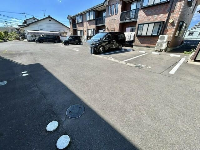 ビューシティ泉Ⅷの駐車場