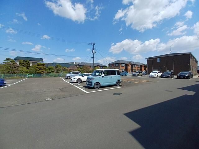 ビューシティ泉Ⅷの駐車場