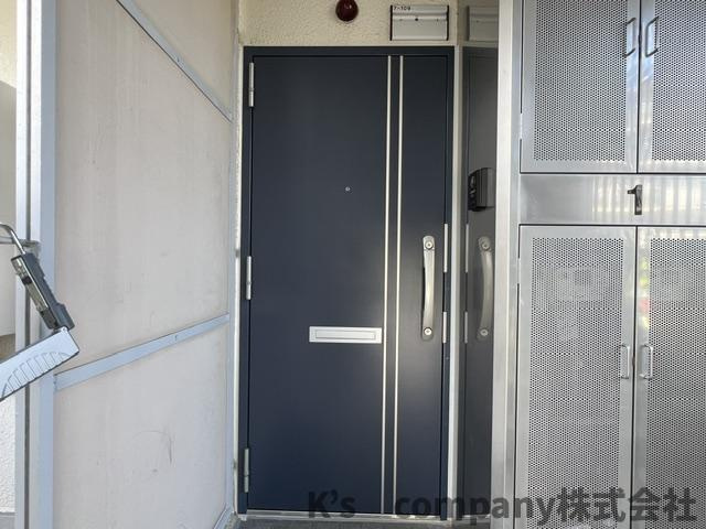 藤沢市辻堂西海岸1丁目　藤沢ニューライフ7号棟の玄関|玄関☆