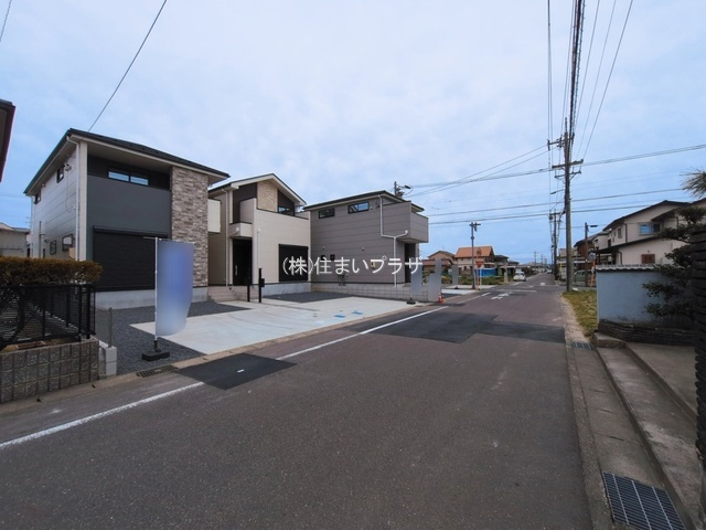 仲介手数料無料）江南市今市場町2期の前面道路含む現地写真|前面道路含む現地写真です