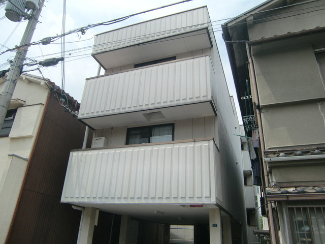 サニーコートの外観