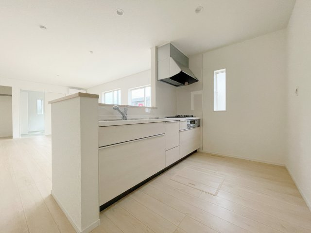 新築戸建・新築建売　那須塩原市春日町第2　埼玉小・厚崎中のキッチン