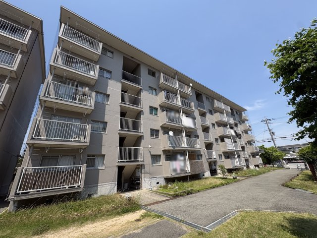 厚生年金住宅 A棟