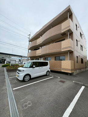【駐車場】 | グランジェ