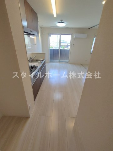 【内装】 | Ｎｏｉｒ　Ｂｌａｎｃ | 別部屋写真です。