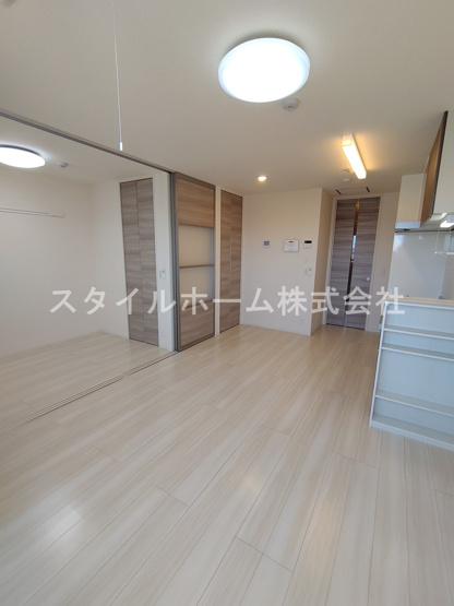 【内装】 | Ｎｏｉｒ　Ｂｌａｎｃ | 別部屋写真です。