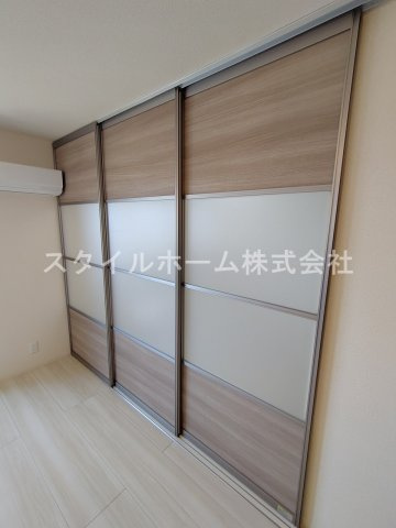 【内装】 | Ｎｏｉｒ　Ｂｌａｎｃ | 別部屋写真です。