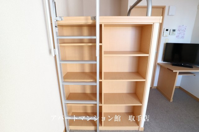 レオパレス天王台の収納