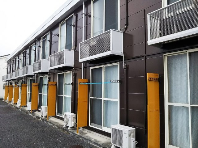 レオパレス薬師台のバルコニー
