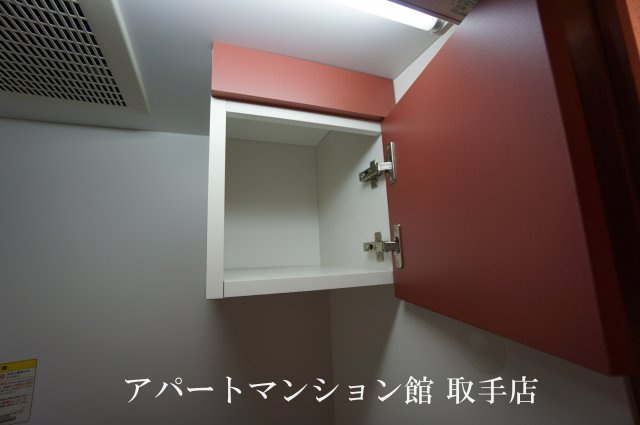 レオパレスグレイスの収納
