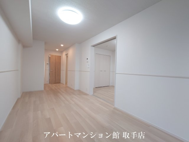 ベル・コリーヌＢの居間・リビング