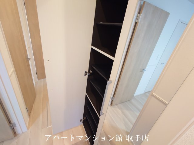 ベル・コリーヌＢの玄関