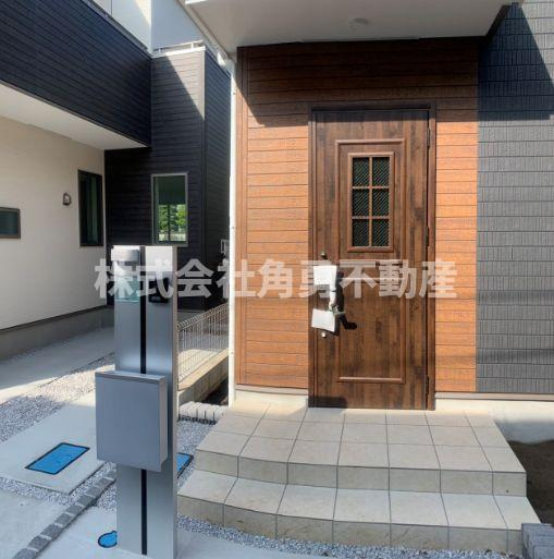 平塚市入野4期　新築一戸建て　№1の内観：施工例|《施工例》玄関