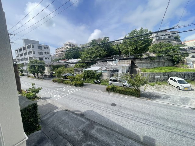 浦添市勢理客（1棟売店舗付きアパート）の展望|（2階ワンフロア）眺望良好♪