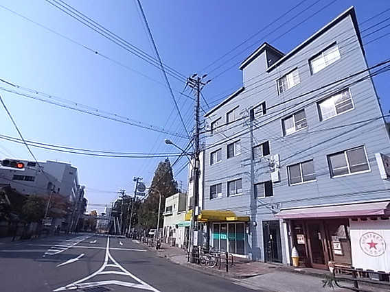 ヴィラ諏訪山