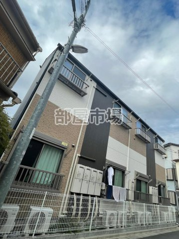 AZEST-RENT町屋の外観
