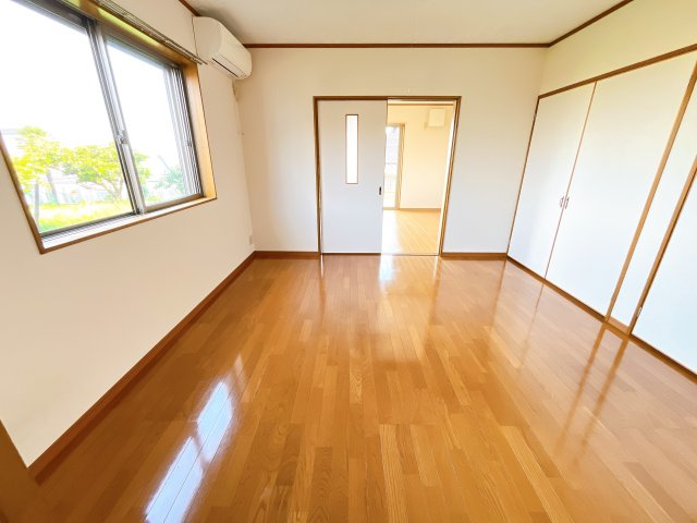 ハイツSAKURAⅢの洋室