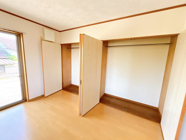ハイツSAKURAⅢの洋室