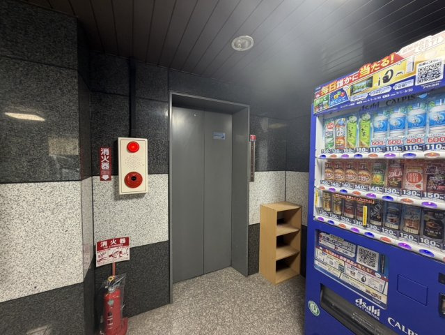 【その他共用部分】 | シャンロック石井 | 1F　エレベーター前