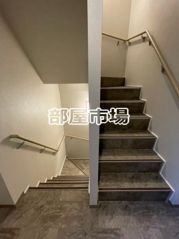 ラヴィデ香風園のその他共用部分|共用階段
