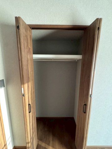 レック北梅田の収納|たっぷりとした収納スペースです